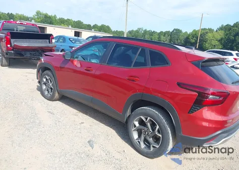 2024 Chevrolet Trax 1Lt z USA, uszkodzony, nr VIN KL77LHE29RC175323